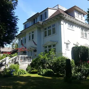 https://balfour-house.vancouver-hotels-bc.net